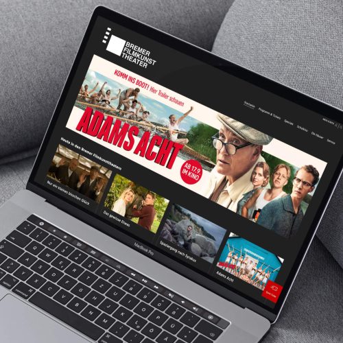 macbook-pro-on-the-couch-stock-mockup-template-6ab0fcce7dc3566e697ce588-@2x (1)